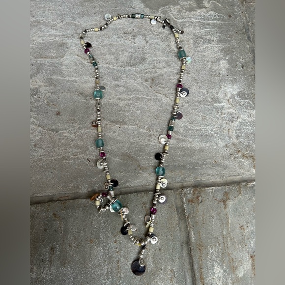 UNO de 50 Esmeralda Necklace - Picture 3 of 8